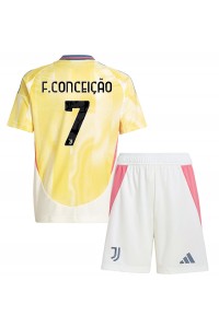 Fotbalové Dres Juventus Francisco Conceicao #7 Dětské Venkovní Oblečení 2024-25 Krátký Rukáv (+ trenýrky)